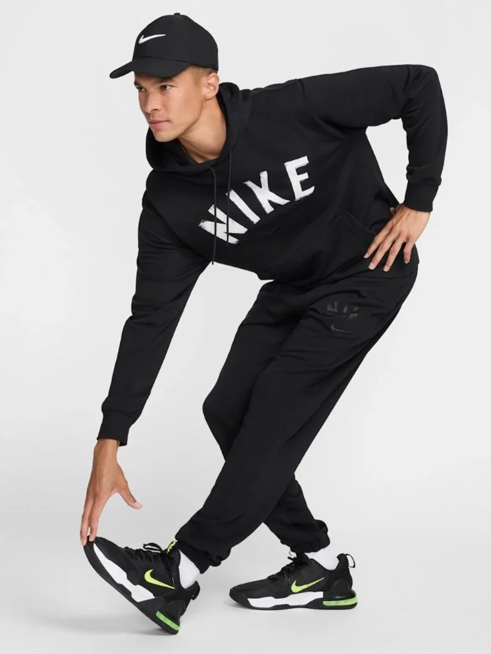 Nike Swoosh Men's Dri-FIT French Terry Pullover Fitness Hoodie‎